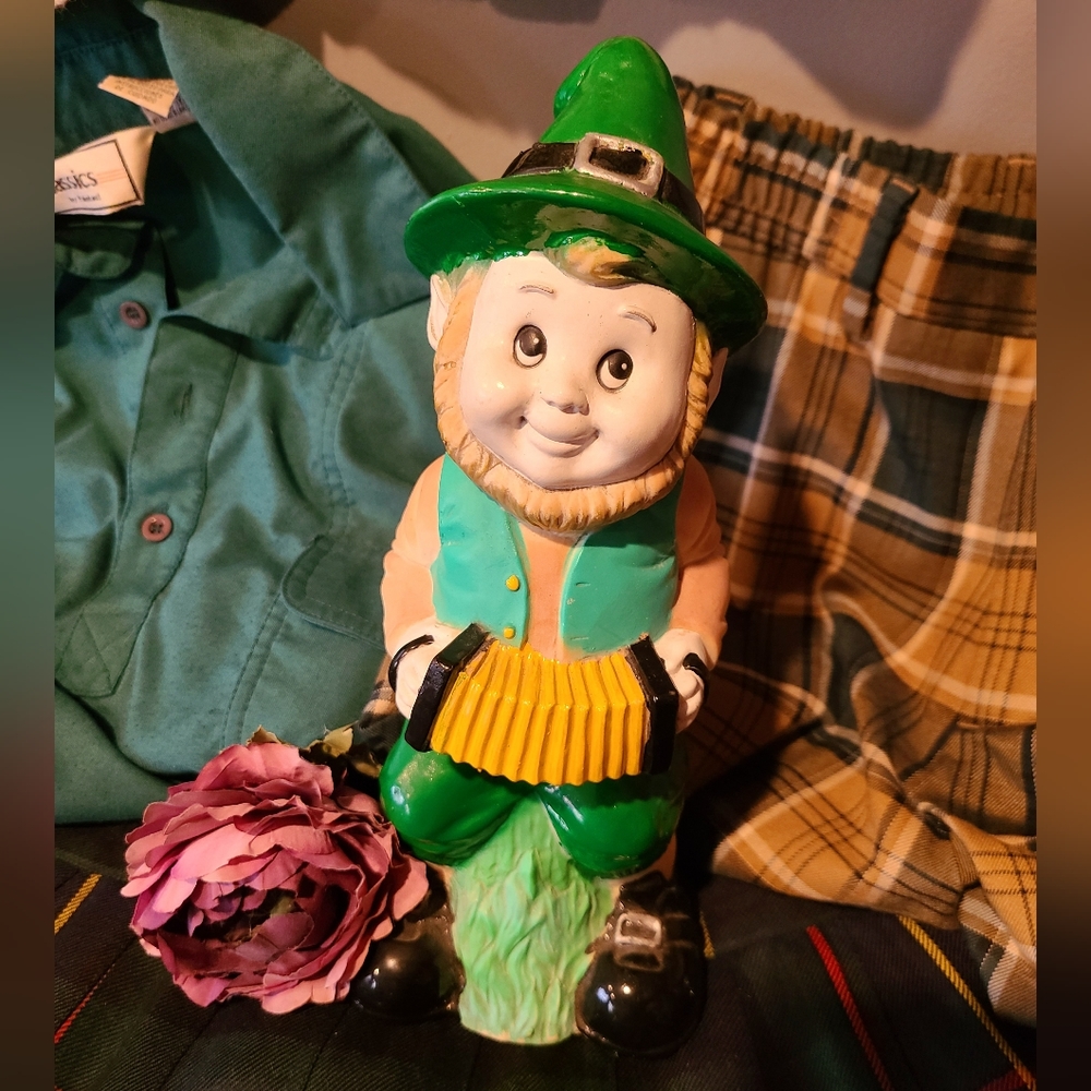 Art Line 1993 Lepperchan Plastic Vintage